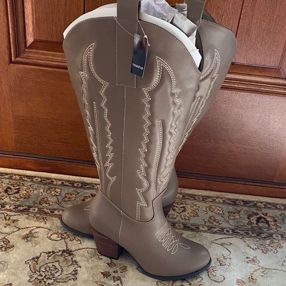 Torrid Women's Taupe Heeled Boots
